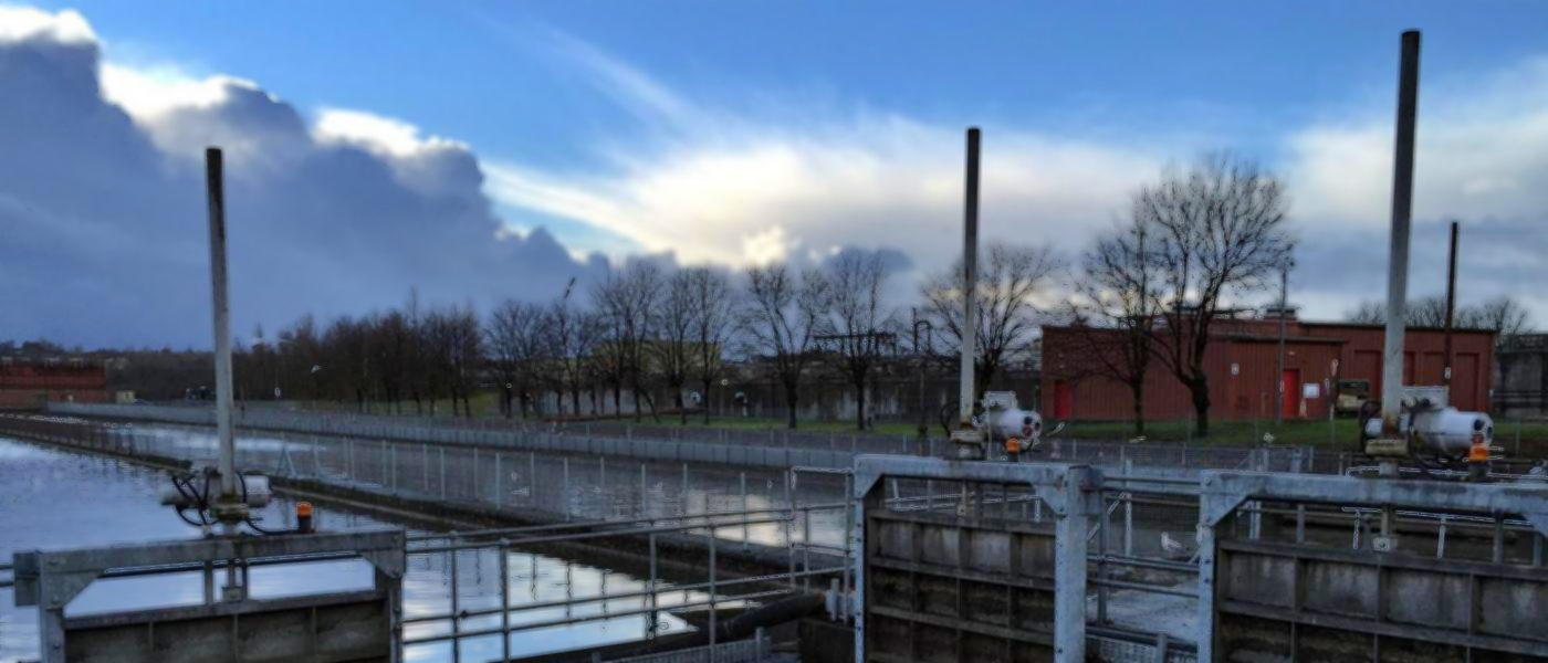 Treatment works settlement tanks